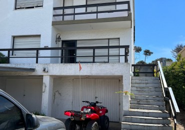 A 2 cuadras del Mar Casa/ P.H  4 DORMI 3 BAÑOS  